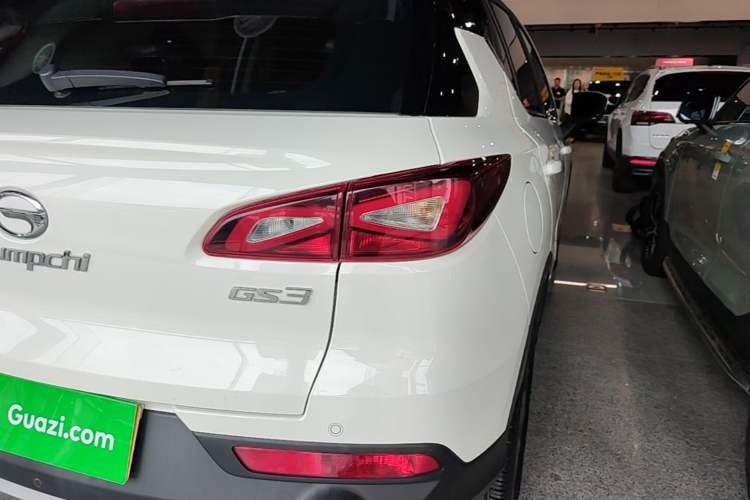 Used GAC Trumpchi GS3 2017 150N Automatic Elite Edition Right Rear Taillight