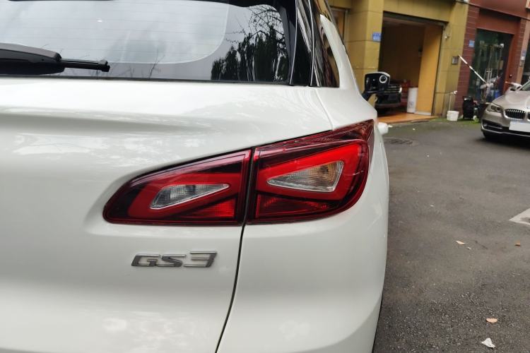 Used GAC Trumpchi GS3 2017 150N Automatic Elite Edition Right Rear Taillight