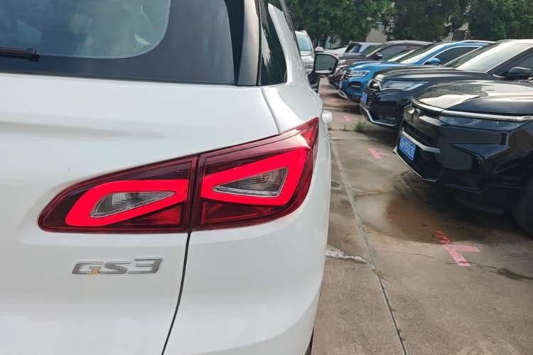 Used GAC Trumpchi GS3 2017 150N Automatic Elite Edition Right Rear Taillight