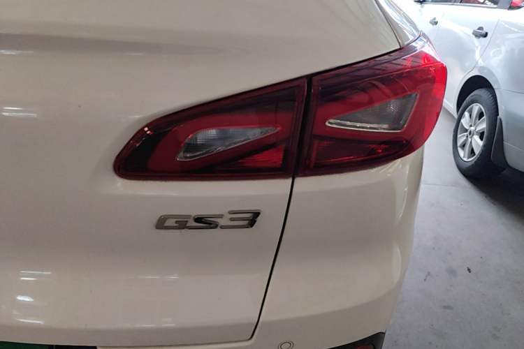 Used GAC Trumpchi GS3 2017 150N Automatic Elite Edition Right Rear Taillight