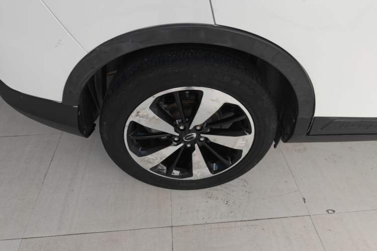 Used GAC Trumpchi GS3 2017 200T Automatic Luxury Edition Right Rear Wheel Hub