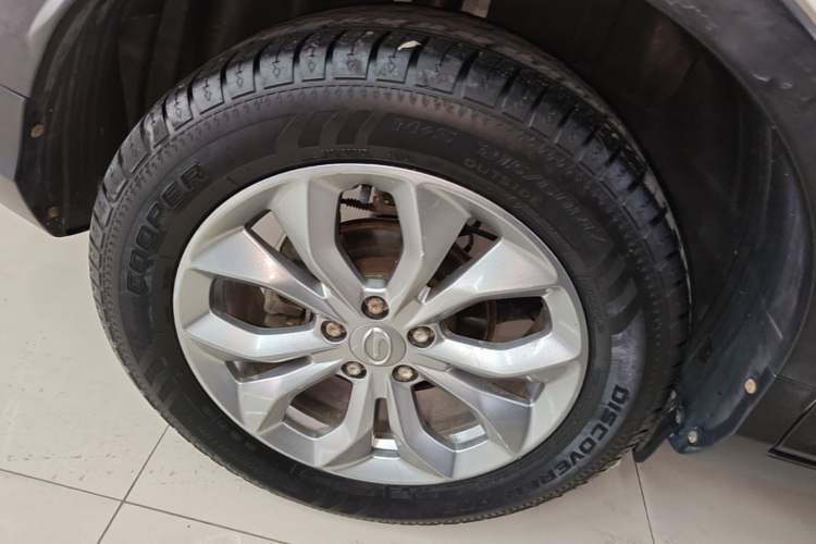 Used GAC Trumpchi GS3 2017 150N Automatic Elite Edition Right Rear Wheel Hub