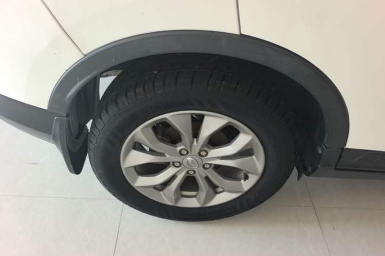 Used GAC Trumpchi GS3 2017 150N Automatic Elite Edition Right Rear Wheel Hub