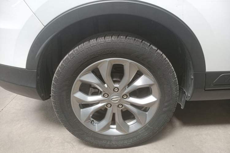 Used GAC Trumpchi GS3 2017 200T Automatic Elite Edition Right Rear Wheel Hub