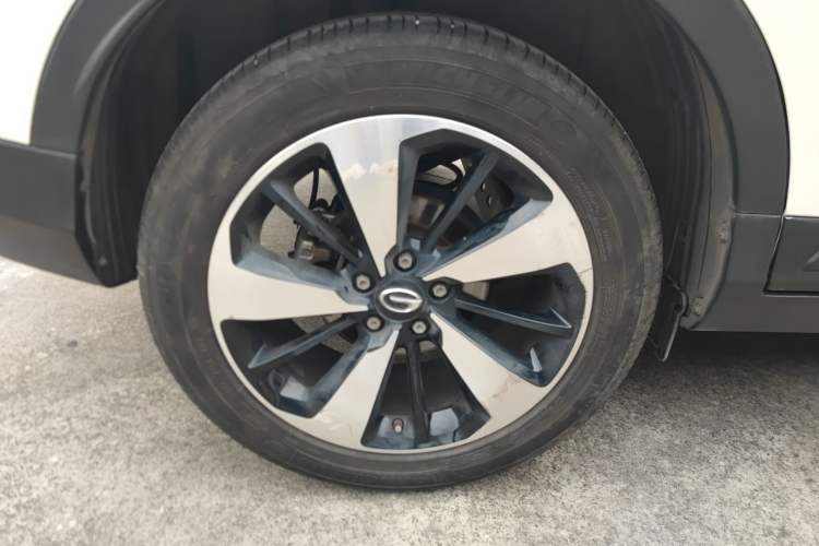 Used GAC Trumpchi GS3 2017 200T Automatic Luxury Edition Right Rear Wheel Hub