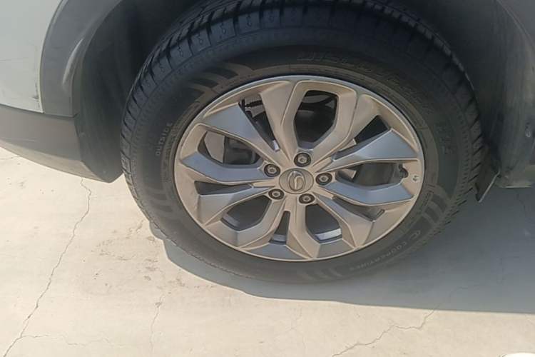 Used GAC Trumpchi GS3 2017 200T Automatic Elite Edition Right Rear Wheel Hub