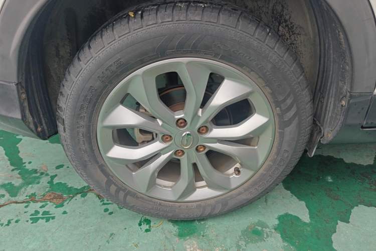 Used GAC Trumpchi GS3 2017 150N Automatic Elite Edition Right Rear Wheel Hub