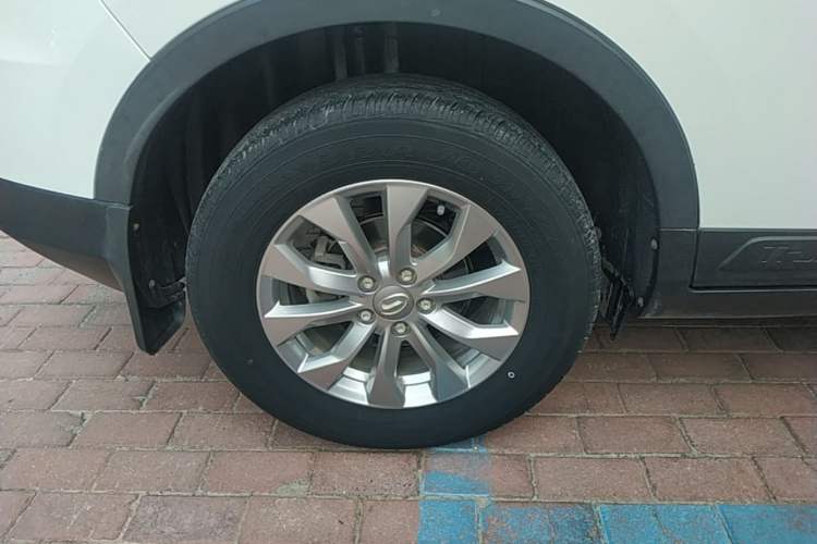 Used GAC Trumpchi GS3 2017 150N Manual Comfort Edition Right Rear Wheel Hub