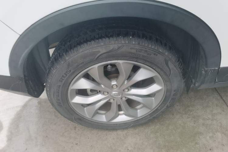 Used GAC Trumpchi GS3 2017 150N Automatic Elite Edition Right Rear Wheel Hub