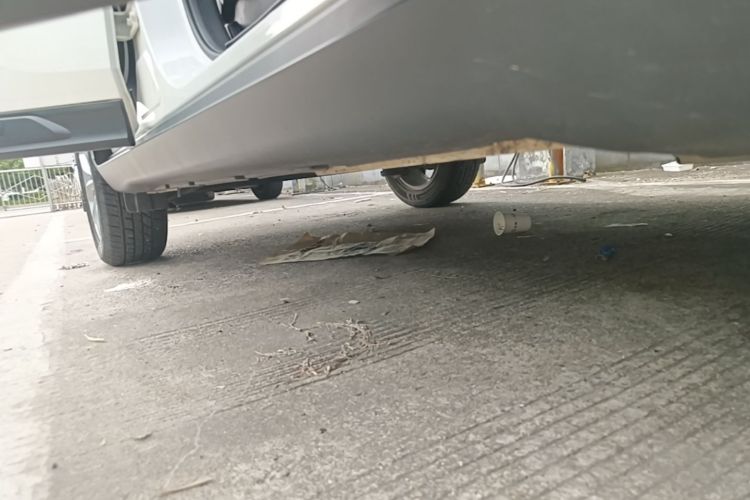 Used GAC Trumpchi GS3 2017 150N Automatic Elite Edition Right Side Sill
