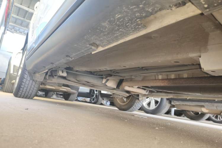 Used GAC Trumpchi GS3 2017 150N Automatic Elite Edition Right Side Sill