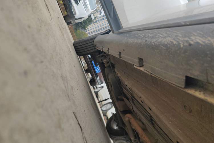 Used GAC Trumpchi GS3 2017 150N Manual Elite Edition Right Side Sill
