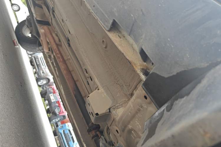 Used GAC Trumpchi GS3 2017 150N Automatic Elite Edition Right Side Sill