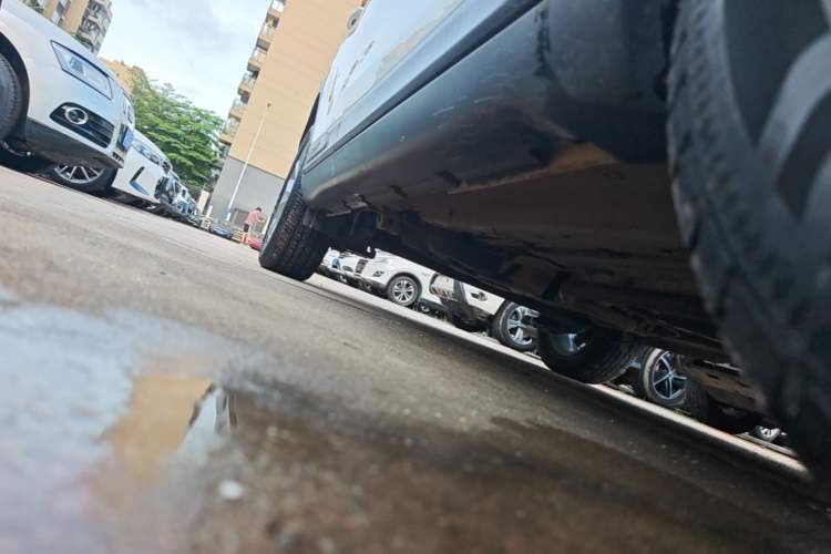 Used GAC Trumpchi GS3 2017 150N Automatic Elite Edition Right Side Sill