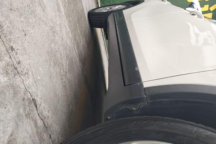 Used GAC Trumpchi GS3 2017 200T Automatic Elite Edition Right Side Sill