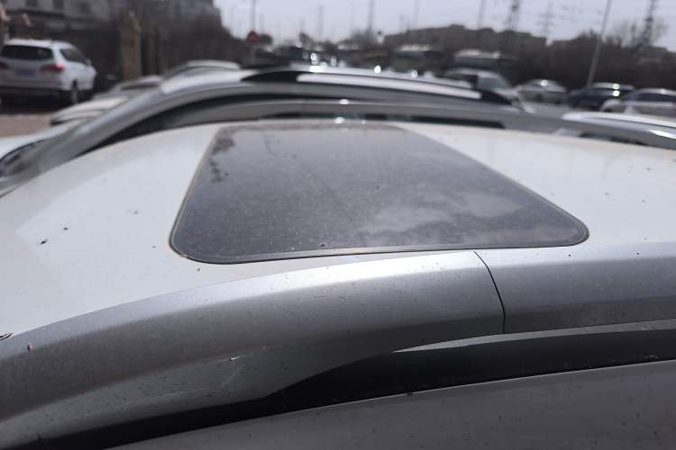 Used GAC Trumpchi GS3 2017 200T Automatic Elite Edition Roof
