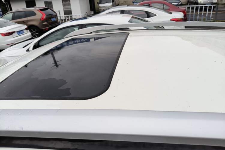 Used GAC Trumpchi GS3 2017 200T Automatic Luxury Edition Roof