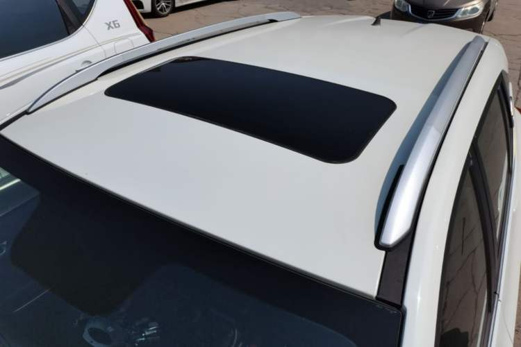 Used GAC Trumpchi GS3 2017 150N Manual Elite Edition Roof