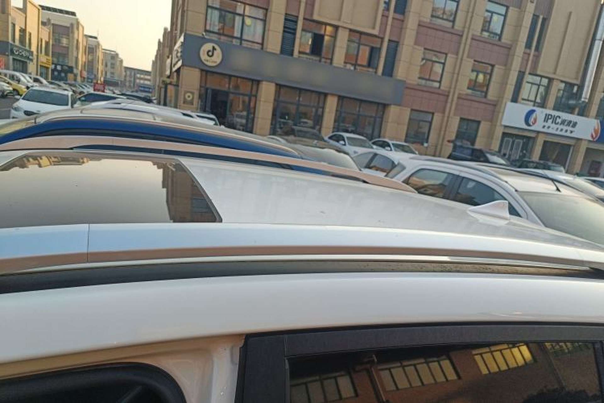 Used GAC Trumpchi GS3 2017 150N Manual Luxury Edition Roof