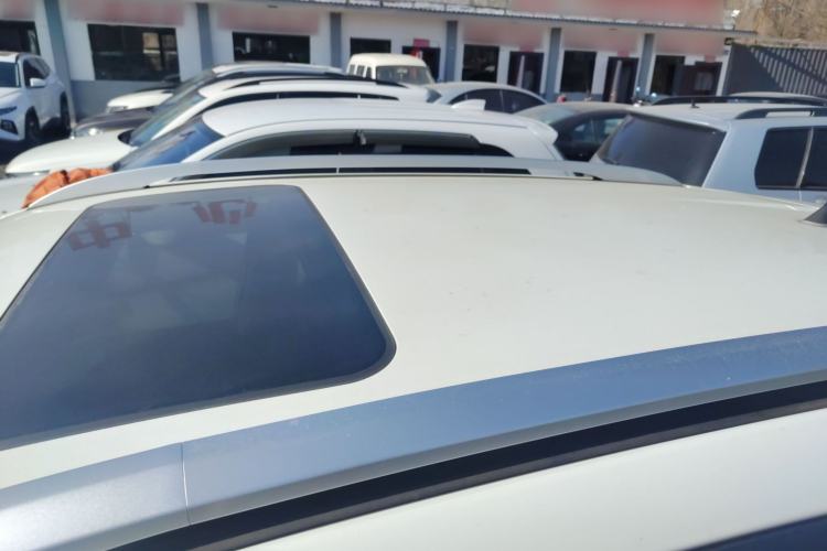 Used GAC Trumpchi GS3 2017 150N Automatic Elite Edition Roof
