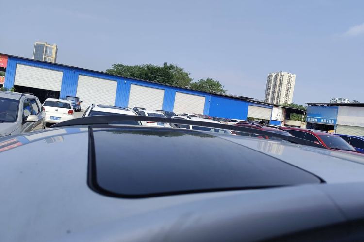 Used GAC Trumpchi GS3 2017 200T Automatic Elite Edition Roof