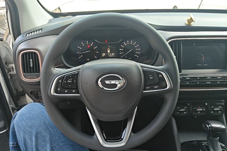 Used GAC Trumpchi GS3 2017 150N Automatic Elite Edition Steering Wheel