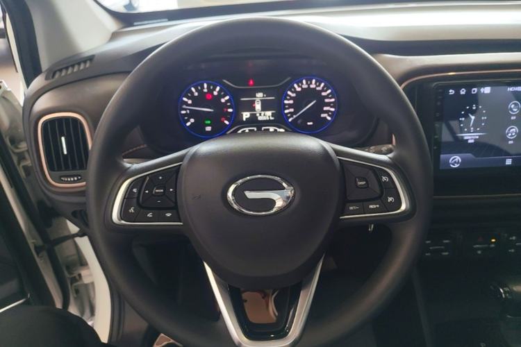 Used GAC Trumpchi GS3 2017 150N Automatic Elite Edition Steering Wheel