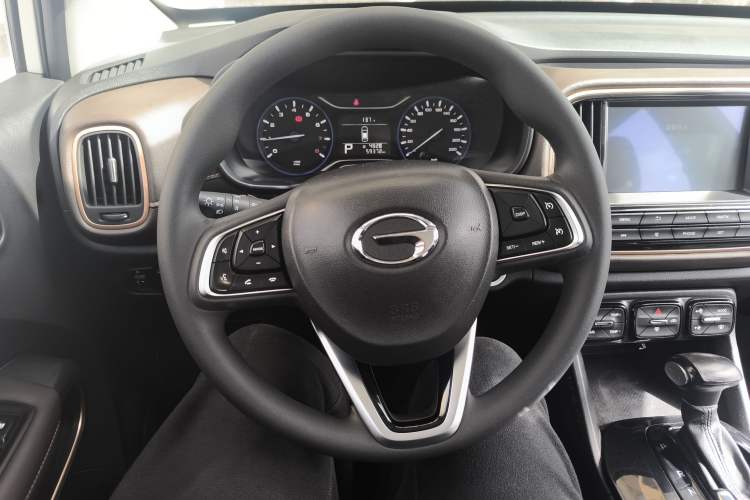 Used GAC Trumpchi GS3 2017 200T Automatic Elite Edition Steering Wheel