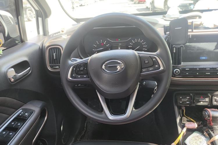Used GAC Trumpchi GS3 2017 150N Automatic Elite Edition Steering Wheel