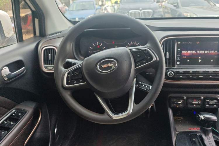 Used GAC Trumpchi GS3 2017 150N Automatic Elite Edition Steering Wheel