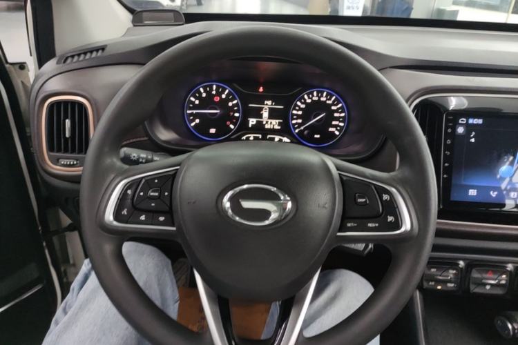 Used GAC Trumpchi GS3 2017 150N Automatic Elite Edition Steering Wheel