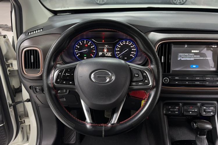 Used GAC Trumpchi GS3 2017 150N Automatic Elite Edition Steering Wheel