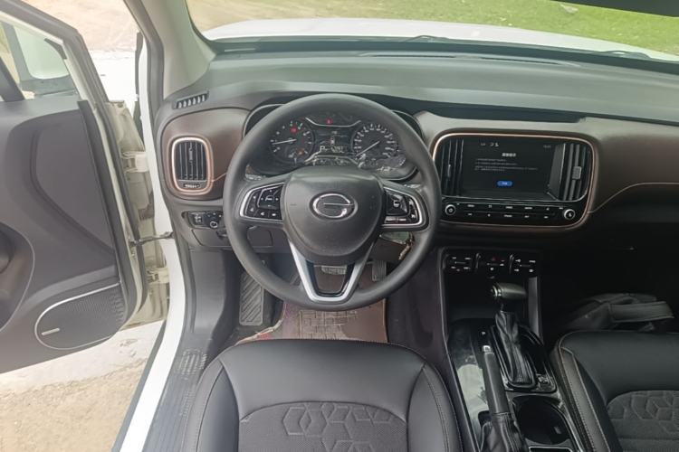 Used GAC Trumpchi GS3 2017 150N Automatic Elite Edition Steering Wheel