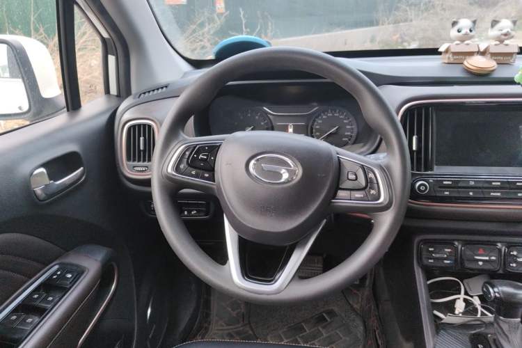 Used GAC Trumpchi GS3 2017 150N Automatic Elite Edition Steering Wheel