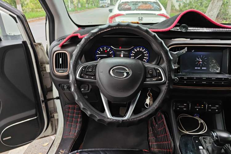 Used GAC Trumpchi GS3 2017 150N Automatic Elite Edition Steering Wheel