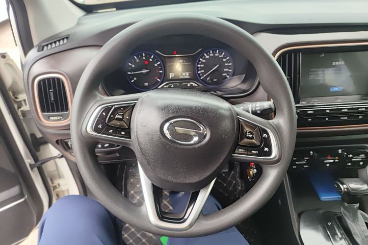 Used GAC Trumpchi GS3 2017 150N Automatic Elite Edition Steering Wheel