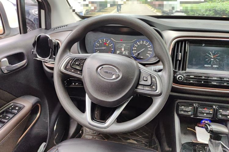 Used GAC Trumpchi GS3 2017 150N Automatic Elite Edition Steering Wheel