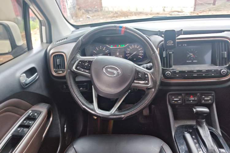 Used GAC Trumpchi GS3 2017 150N Automatic Elite Edition Steering Wheel