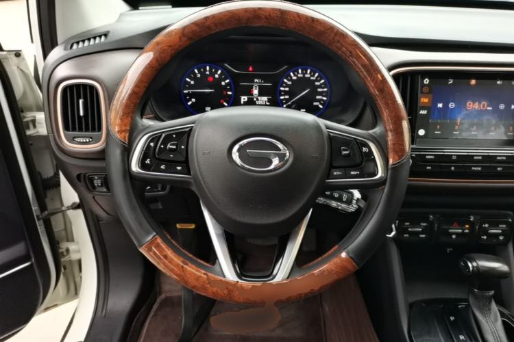 Used GAC Trumpchi GS3 2017 150N Automatic Elite Edition Steering Wheel
