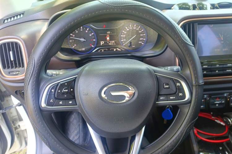 Used GAC Trumpchi GS3 2017 150N Automatic Elite Edition Steering Wheel