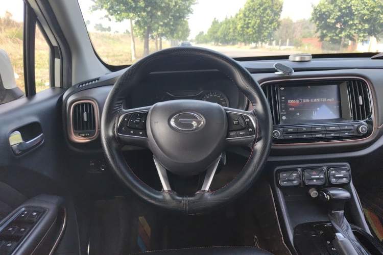 Used GAC Trumpchi GS3 2017 150N Automatic Elite Edition Steering Wheel