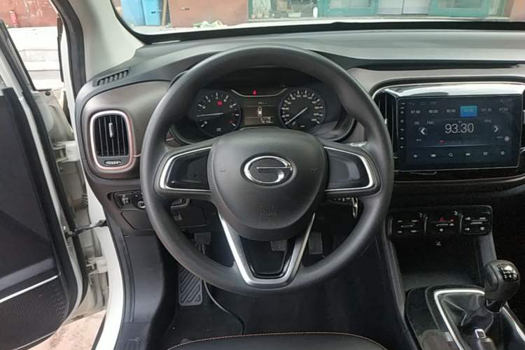 Used GAC Trumpchi GS3 2017 150N Manual Comfort Edition Steering Wheel