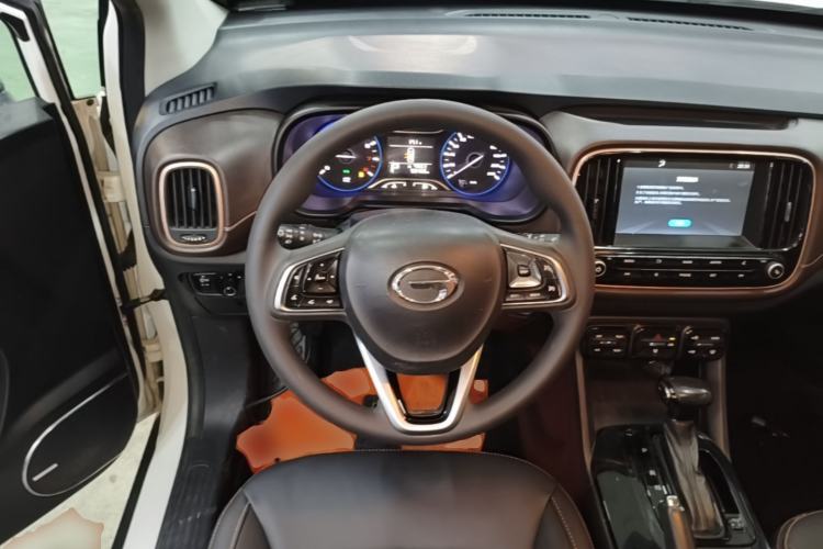 Used GAC Trumpchi GS3 2017 150N Automatic Elite Edition Steering Wheel