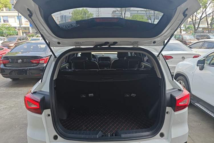 Used GAC Trumpchi GS3 2017 150N Automatic Elite Edition Trunk