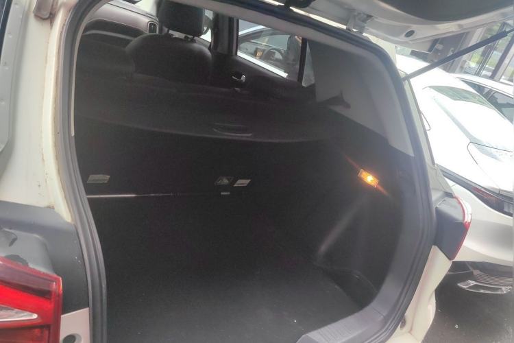 Used GAC Trumpchi GS3 2017 150N Automatic Elite Edition Trunk