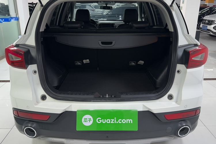 Used GAC Trumpchi GS3 2017 150N Automatic Elite Edition Trunk