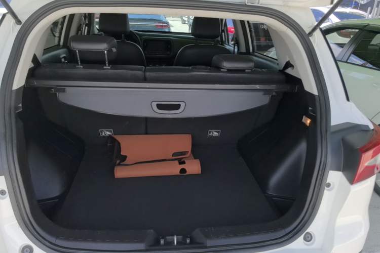 Used GAC Trumpchi GS3 2017 150N Automatic Elite Edition Trunk