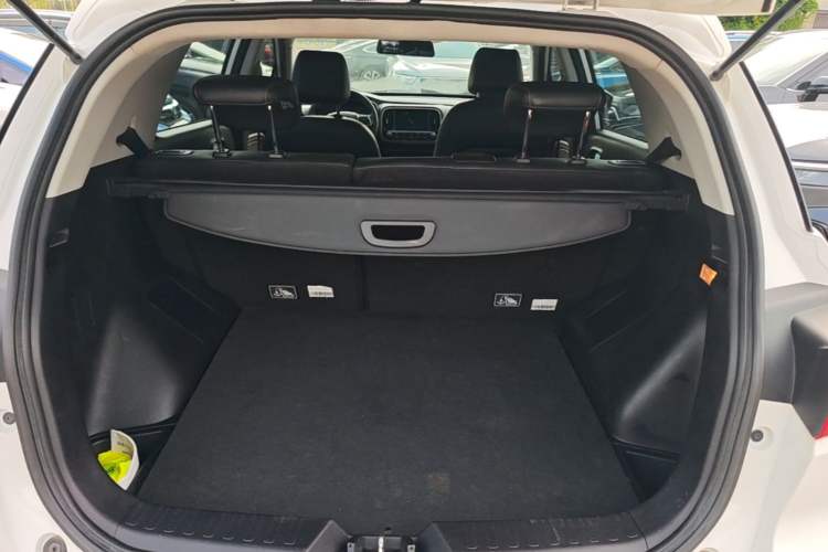 Used GAC Trumpchi GS3 2017 150N Automatic Elite Edition Trunk