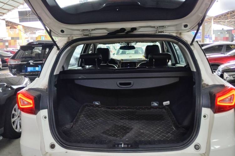 Used GAC Trumpchi GS3 2017 150N Automatic Elite Edition Trunk