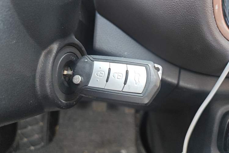 Used GAC Trumpchi GS3 2017 150N Manual Elite Edition Vehicle Key